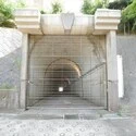 東急ドエル・逗子披露山シーサイドコート 専用車両トンネル