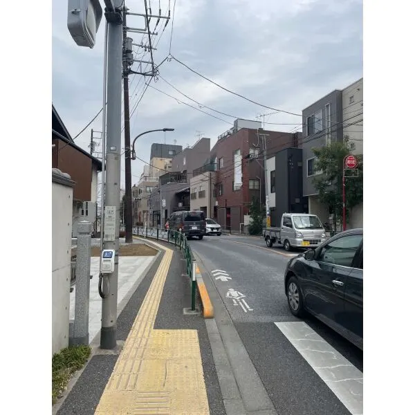 サクラビル 前面道路