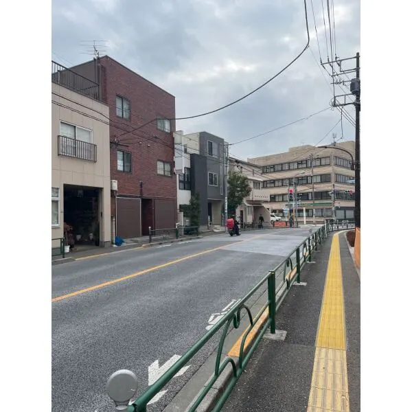 サクラビル 前面道路