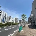 横浜市神奈川区子安通１丁目 前面は国道１５号線となります。