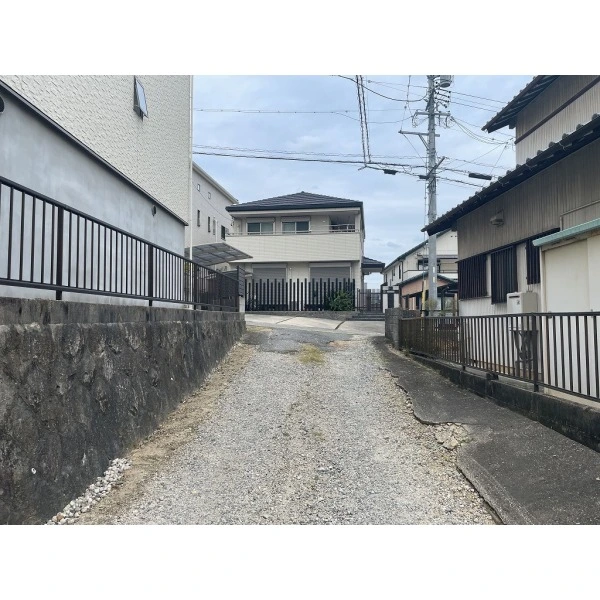 豊田市山之手２丁目 北西側道路