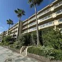 グランシティ湘南海岸マリナージュスクエア 湘南の街に調和する落ち着いた外観デザイン。