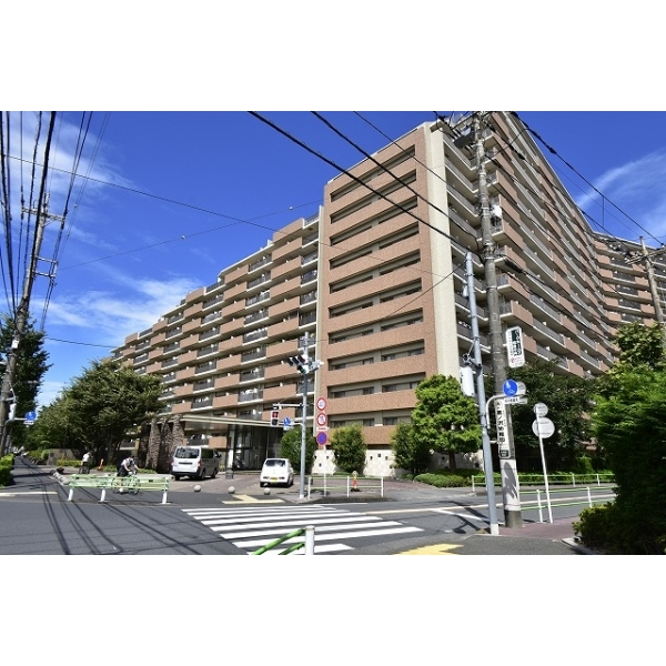 プレイシア 外観