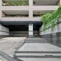 ファミールグラン三田伊皿子坂 アプローチ