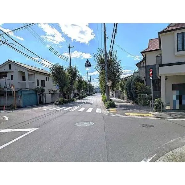西宮市堀切町 前面道路(南東側)