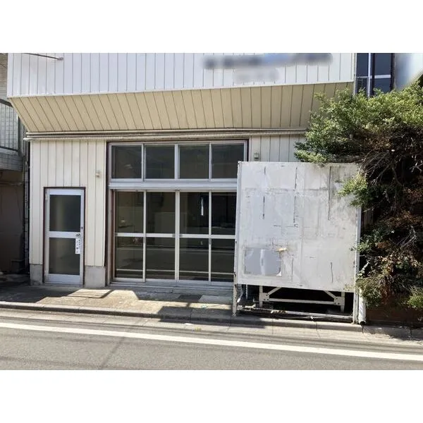 川口市上青木西３丁目 １階事務所入口