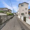 上尾市本町２丁目 前面道路
