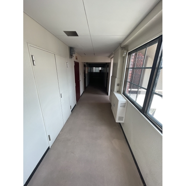 京都市左京区一乗寺高槻町 共用廊下