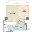 西早稲田パークタワー 3階部分の西向き住戸。LD・洋室ともにバルコニーに面し陽当り良好。洋室の他、廊下にも収納有り。
