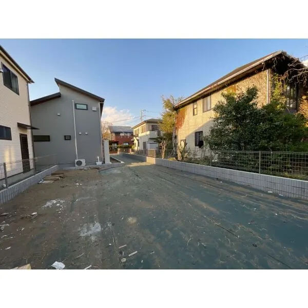 藤沢市鵠沼松が岡２丁目 前面道路