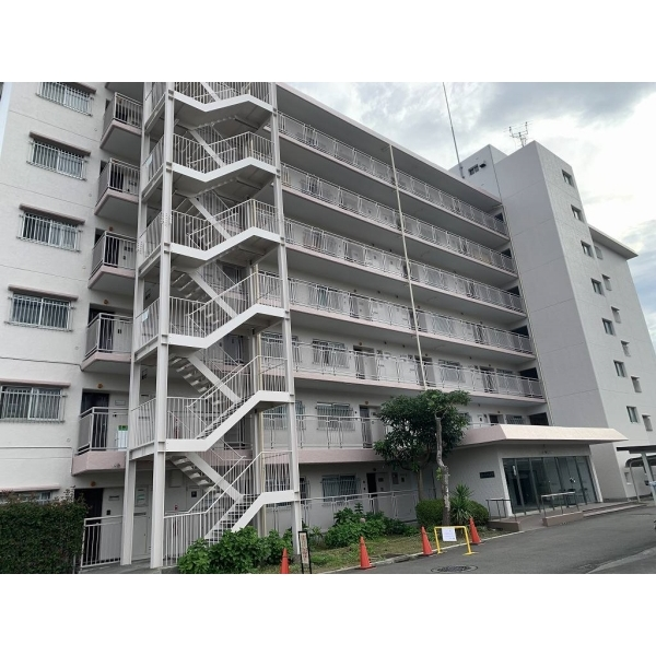 鶴川ハイツ 外観