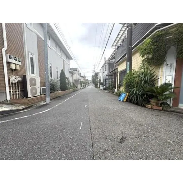 世田谷区深沢５丁目 前面道路含む現地写真