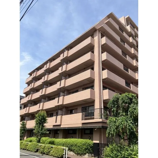 パシフィック小豆沢・A棟 南西側からみた外観