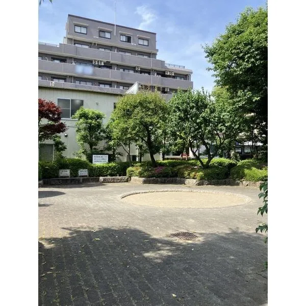 パシフィック小豆沢・A棟 敷地内公園