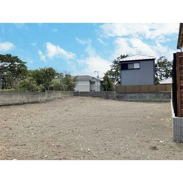 茅ヶ崎市中海岸３丁目 販売現地（2025年3月撮影）