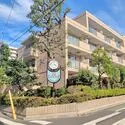 ライオンズガーデン富士見台 外観はタイル貼りで重厚で高級感のあるマンションです。
