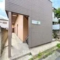 横浜市鶴見区平安町１丁目 アパート入口