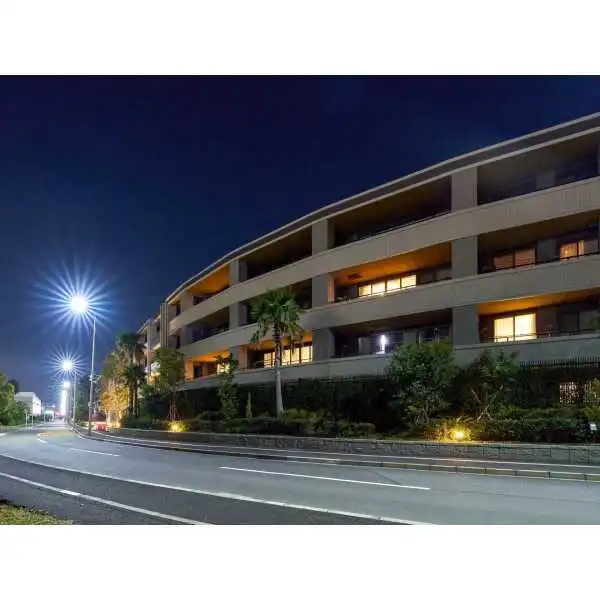 プラウド新浦安パークマリーナ 外観