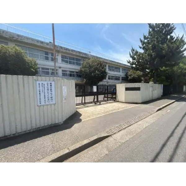 西東京市南町2丁目 西東京市立田無第四中学校(中学校)まで約890m(徒歩12分)