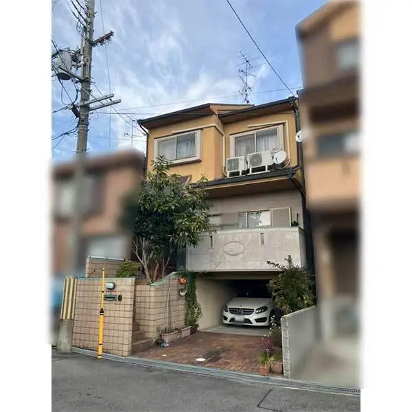 向日市鶏冠井町大極殿 外観
