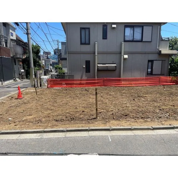 中野区中野1丁目 西側から