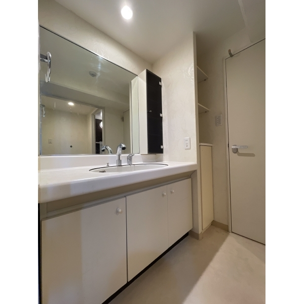 西神中央ウェステージ弐番館 洗面室