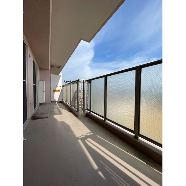 西神中央ウェステージ弐番館 東側バルコニー