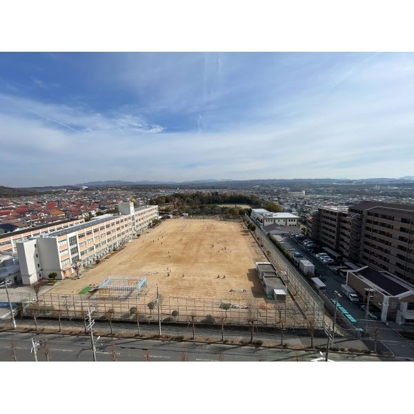 西神中央ウェステージ弐番館 東側バルコニーからの眺望