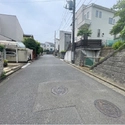 川崎市麻生区千代ケ丘９丁目 前面道路
