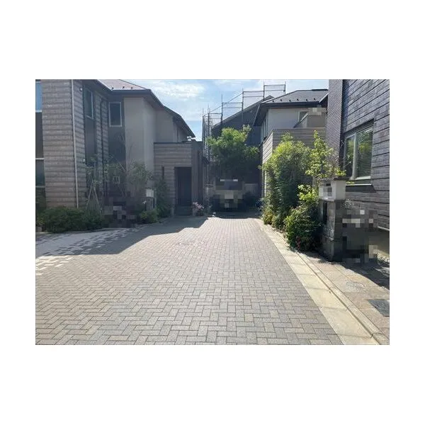 国立市中１丁目 前面道路［東側から撮影］