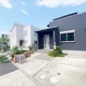 稲城市東長沼 外観（２０２６年７月撮影）