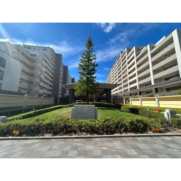 ザ・シーズンズＡ棟 外観