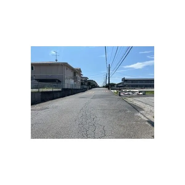 千葉県鎌ケ谷市鎌ケ谷７丁目 前面道路（北西側）