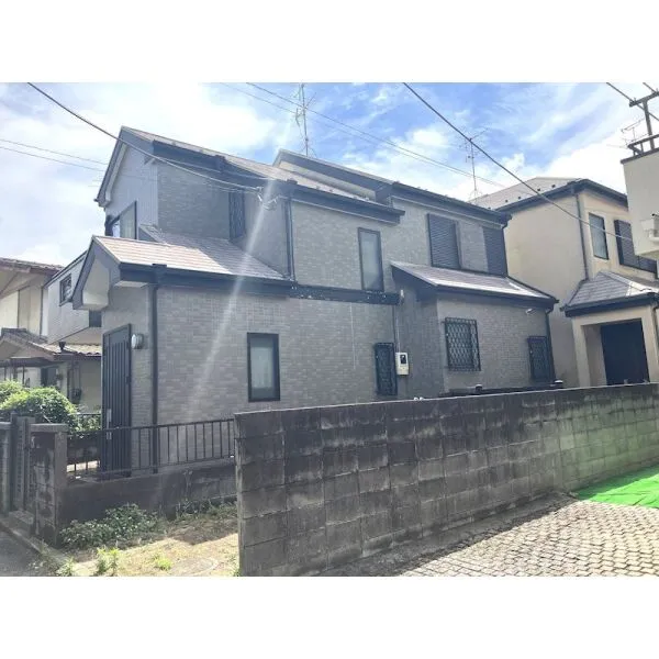 横浜市保土ケ谷区岡沢町 小学校徒歩8分・幼稚園徒歩３分・公園徒歩8分と子育て環境良好。
