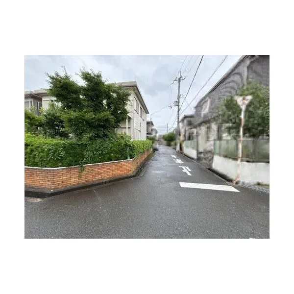 高槻市宮田町1丁目 東側前面道路