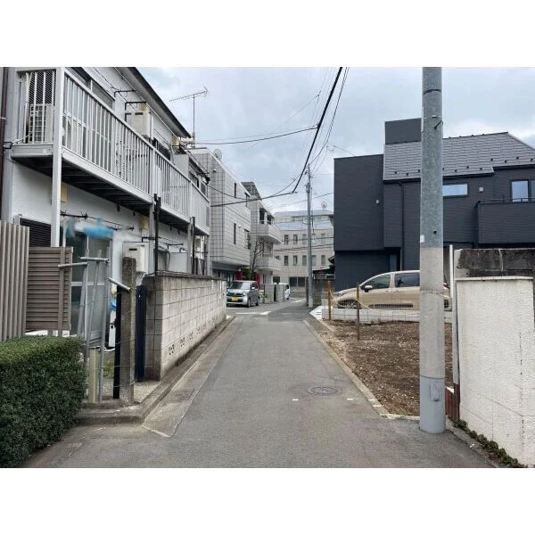 中野区新井２丁目 前面道路