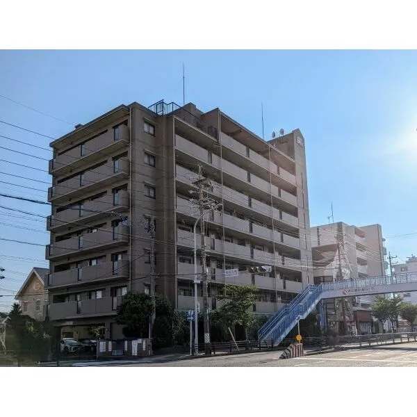 ライオンズマンション鶴里 建物外観