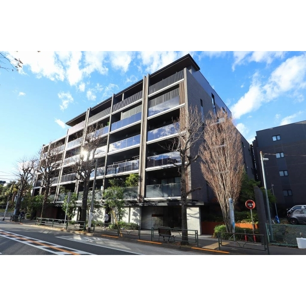 クリオ駒沢公園 外観