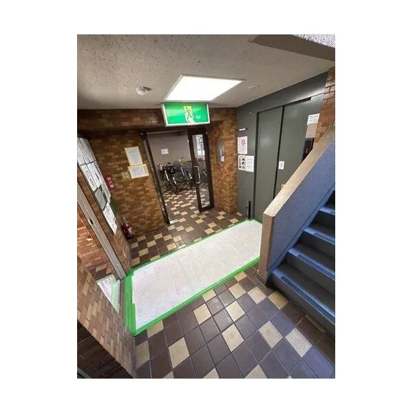 リバティ名駅 エントランス