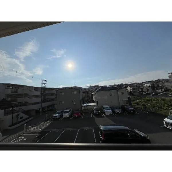 ライオンズマンション豊中上野東 バルコニーからの眺望(眺望については永続的に保証されるものではありません。)