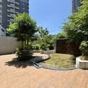 ライオンズプレティナレジデンス オーナーズガーデンと呼ばれる敷地内共用庭園