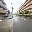 高石市綾園３丁目 南側道路　公道幅員約11ｍ