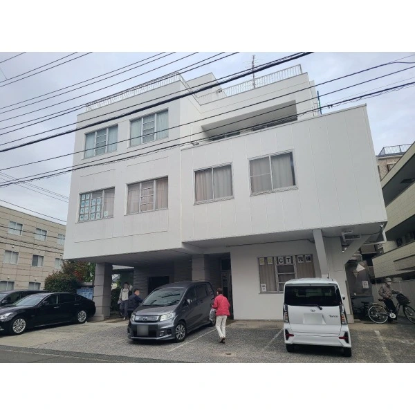 横浜市港南区港南２丁目 港南中央医院（病院）まで約950m（徒歩12分）