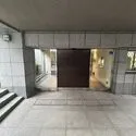 ライオンズヒルズ横濱寺尾 マンション出入口