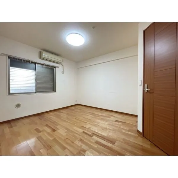 ウッディタウン新三田セントパークI番館 洋室7畳/家具・調度品は価格に含まれません