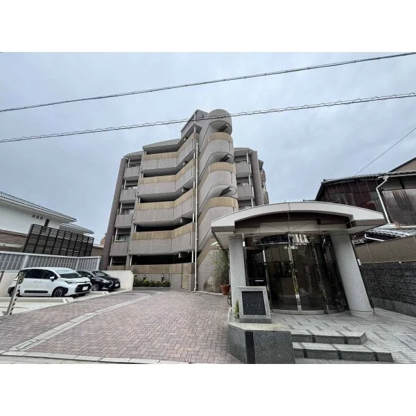 ベルシャトゥ帝塚山 外観