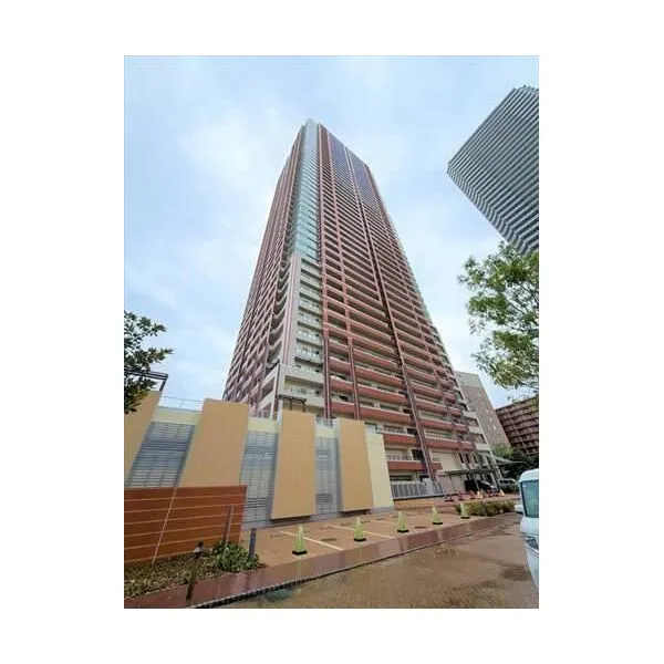 ＴＨＥ　ＫＯＳＵＧＩ　ＴＯＷＥＲ 外観