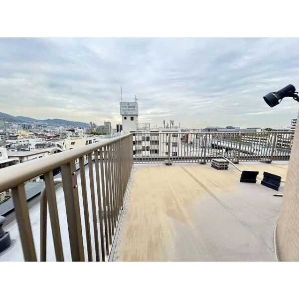 ワコーレ灘ヴァリス スカイテラス面積:73.54m2。眺望良好♪