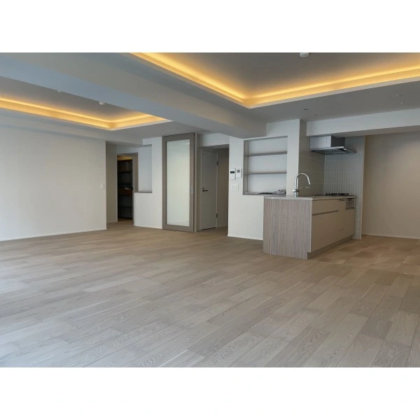 巌ビル（外苑マンション） LD