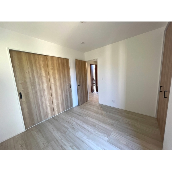 茅ヶ崎市菱沼１丁目 洋室